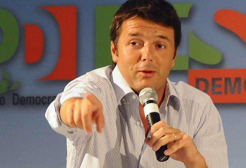 Matteo Renzi: "Unioni civili gay necessarie, ma niente adozioni" GLBT News 