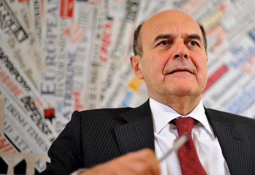 Pierluigi Bersani: "Serve una legge che riconosca le coppie gay" GLBT News 