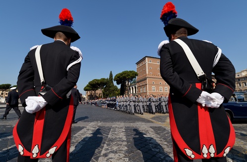 Clemente Gasparri: "Carabinieri gay? Sporcizia" Cultura Gay 