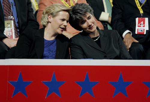 Matrimonio gay per Mary Cheney, figlia dell'ex presidente Usa Cultura Gay 