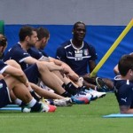 Mario Balotelli superdotato con bandierina (foto) Gallery Icone Gay 