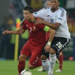 Euro 2012: Cristiano Ronaldo pose gay (foto) Gallery Icone Gay 
