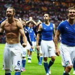 Euro 2012 Italia sexy: Cassano in mutande, Balotelli e Balzaretti nudi (foto) Gallery Icone Gay 