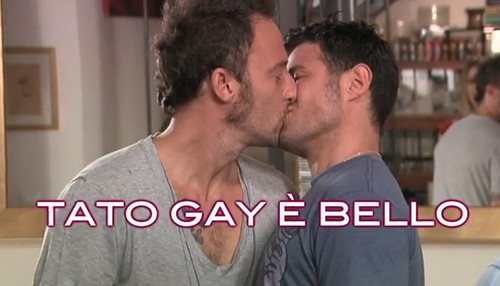 Tato è bello: Francesco Facchinetti nello spot Gay Village 2012 (foto e video) Cultura Gay Gallery Video 