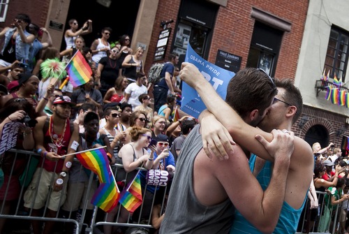 Psi: "Sì alle unioni gay" GLBT News 