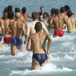 Calciatori Parma: allenamenti hot al mare (foto) Gallery Icone Gay 