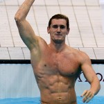 Londra 2012: Cameron van der Burgh a gambe aperte (Foto) Gallery Icone Gay 