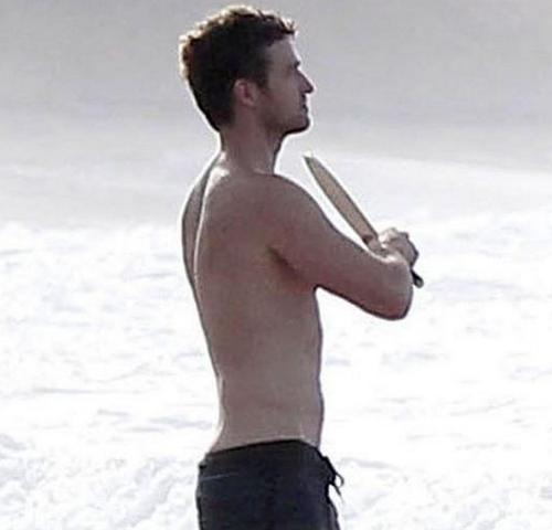 Justin Timberlake sexy al mare (Foto) Gallery Icone Gay 