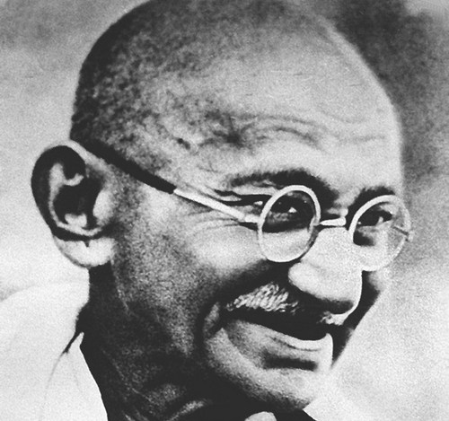 Gandhi bisex: il governo indiano acquista le lettere d'amore Gossip Gay 