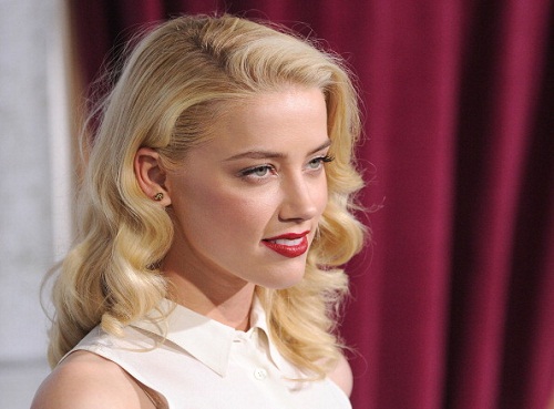 Amber Heard ama il romanticismo Gossip Gay 