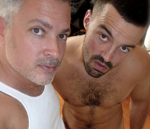 Stati Uniti, coppia di pornostar gay Maverick salva volo di linea Gossip Gay 