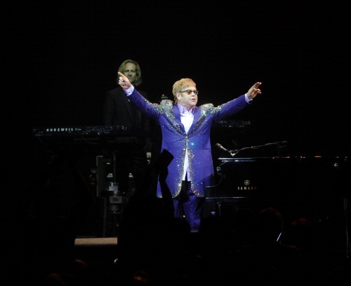 Elton John: "La mia omosessualità è dominio pubblico" Icone Gay 