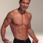 Mario Lopez: foto backstage sexy su Twitter Gallery Icone Gay 