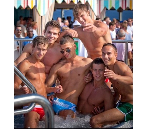 Modelli gay Bel Ami: scandalo a bordo in crociera Gossip Gay 