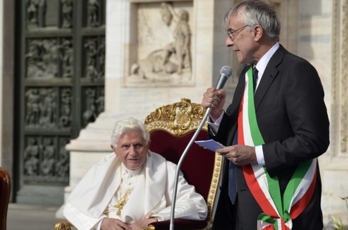 Pisapia sul registro delle unioni civili gay: "La Curia deve rispettare le decisioni del Consiglio comunale" Cultura Gay 