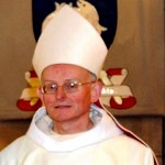 Vescovo scozzese paragona il matrimonio gay alla poligamia ed all'incesto GLBT News Omofobia 