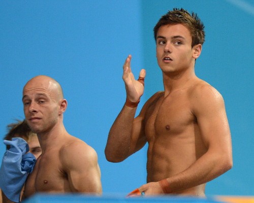 Olimpiadi Londra 2012, calciatore gallese pubblica tweet omofobo su Tom Daley GLBT News Omofobia Primo Piano 