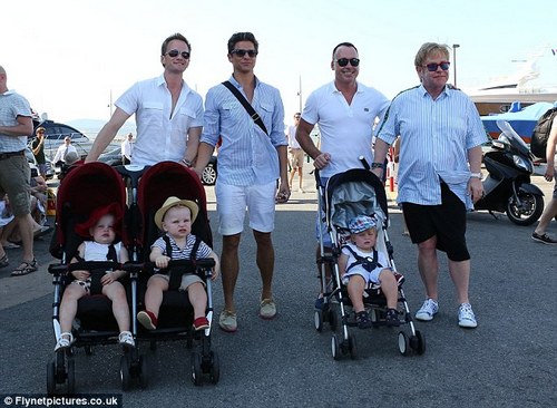 Neil Patrick Harris e David Burtka in vacanza con Elton John (FOTO) Gallery Gossip Gay 