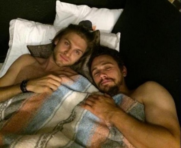 James Franco e Keegan Allen a letto insieme Icone Gay Primo Piano 
