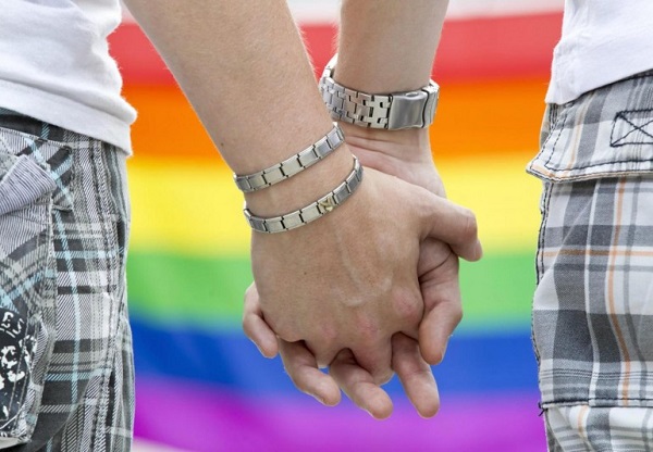 Nozze ed amore gay, tenuti nascosti nel mondo dello spettacolo Amore e Sesso Gay Primo Piano 