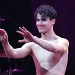 Darren Criss e il la complessità di Hedwig a Broadway Cultura Gay Primo Piano 