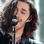 Hozier, cuori Rainbow e l'ignoranza italiana GLBT News Primo Piano Televisione Gay 