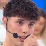 Riccardo Stimolo allontanato da Amici 25 per offese omofobe Riccardo Stimolo allontanato da Amici 25 per offese omofobe GLBT News